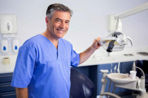 Cómo se llama el dentista que saca las muelas